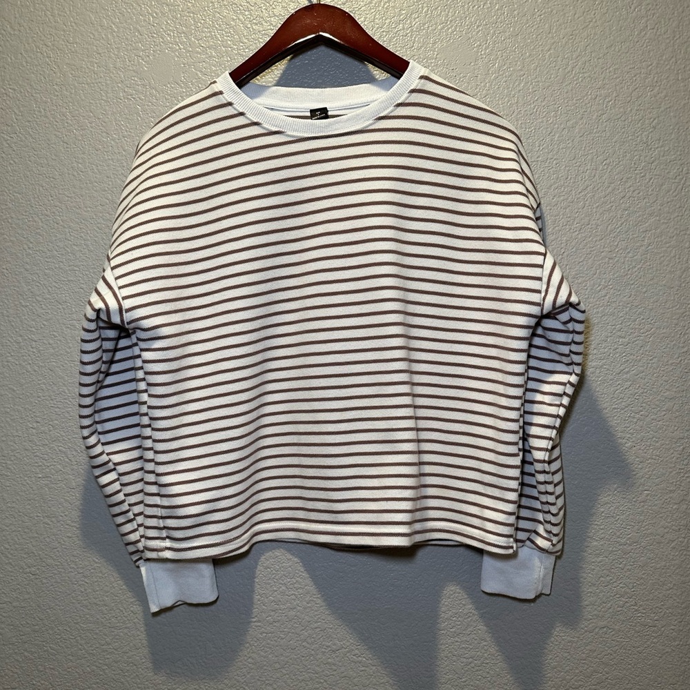 Dazy Striped White and Brown Slightly Oversized Sweater in Size Small